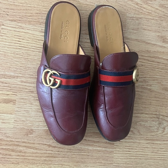 Gucci Loafers - Picture 2 of 5